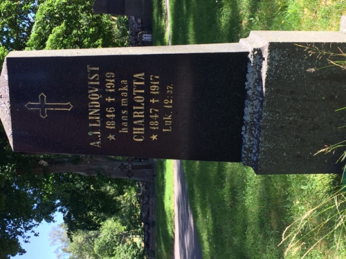 Gravesite of my great grandparents.